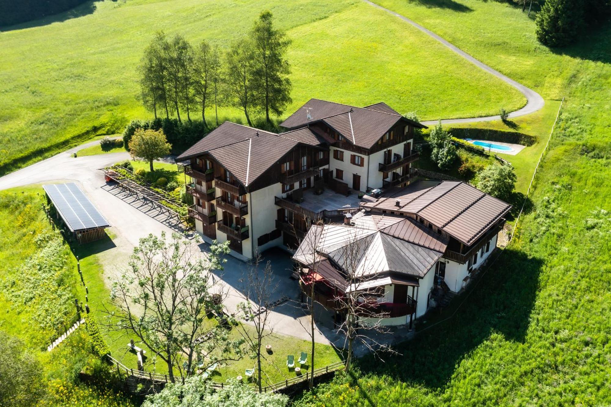 Appartamenti Lembondel - Ledro Tiarno di Sotto Buitenkant foto